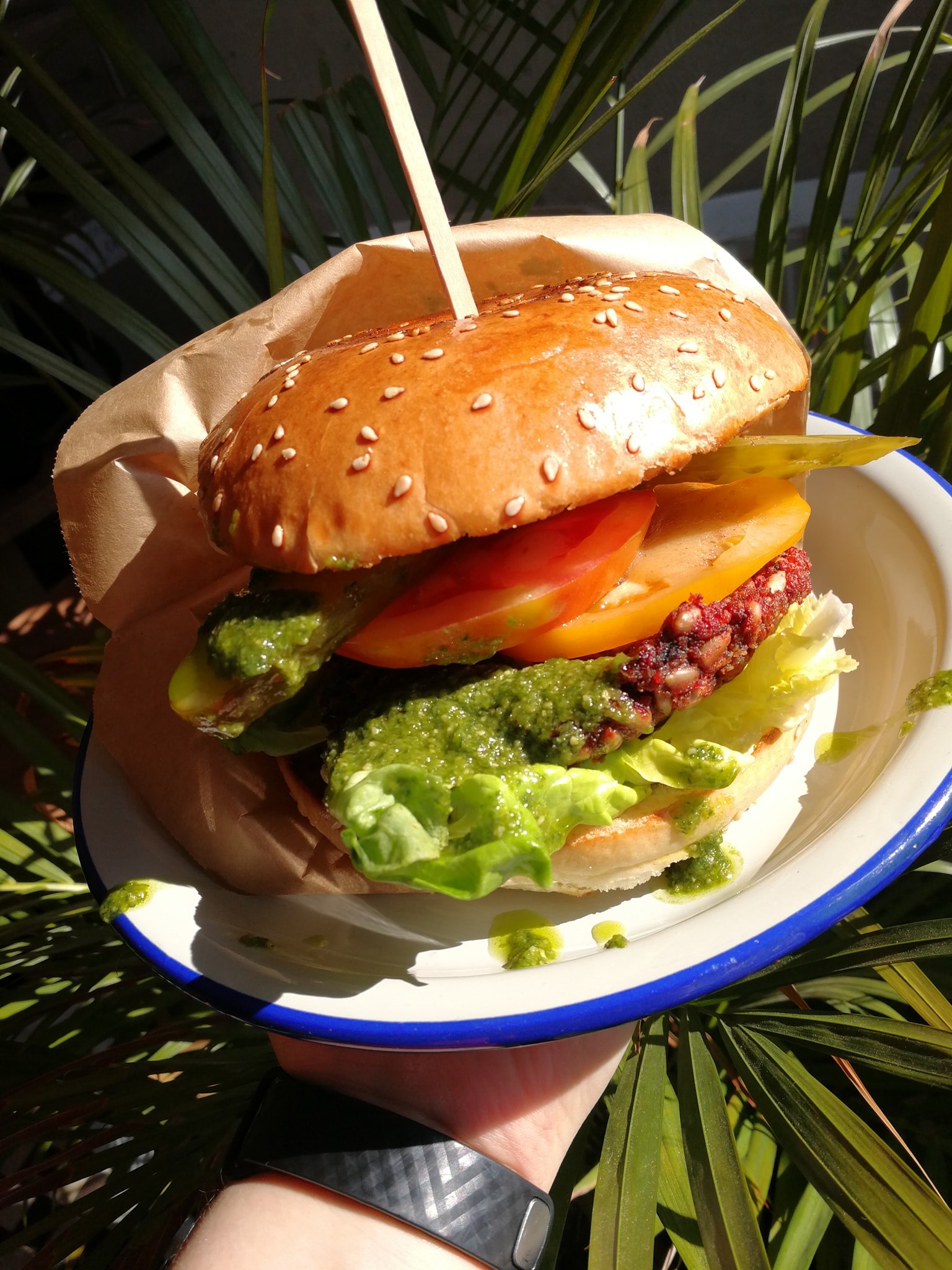NOTO Burger & Asian Cusine / Warszawa i ich spektakularny buraczany burger!